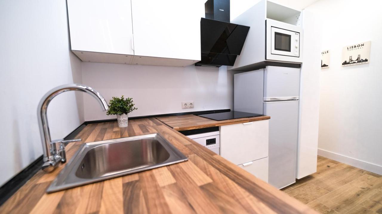 2 A 6 Pax Museos Y Ronda De Atocha Apartment Madrid Exterior photo
