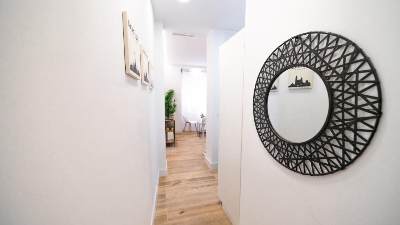 2 A 6 Pax Museos Y Ronda De Atocha Apartment Madrid Exterior photo